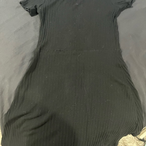 Assorted Clothes. - Picture 13 of 15